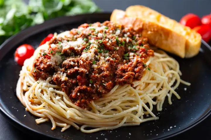Spaghetti with meat sauce